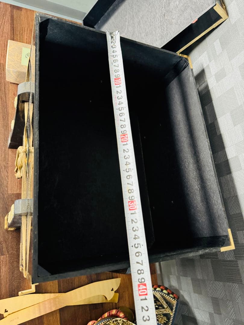 秀鳳作 鎧兜 兜飾り かぶと 五月人形 鎧 甲冑 置物 美術品 日本 伝統