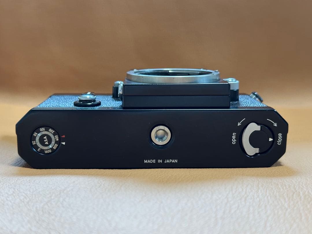 Nikon F アイレベル ボディ（後期型 アポロ）、レンズ50mm F1.4