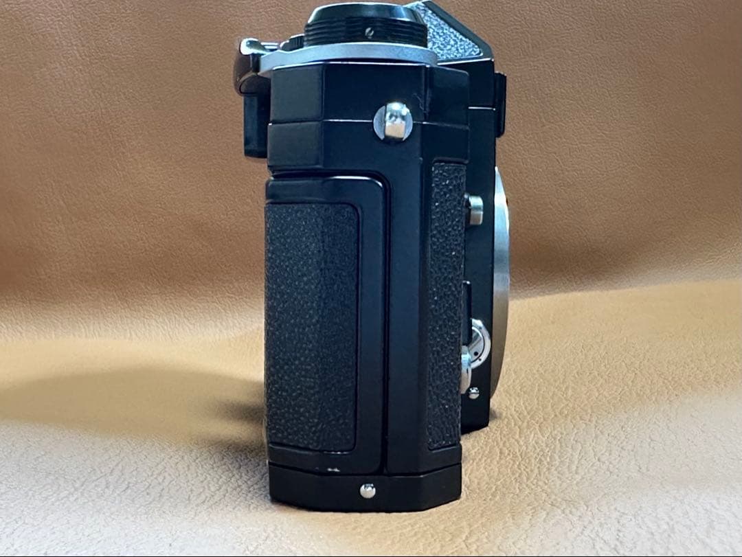 Nikon F アイレベル ボディ（後期型 アポロ）、レンズ50mm F1.4