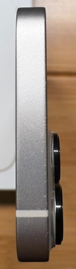 iPhone 13 mini 128 GB docomo カメラ不具合