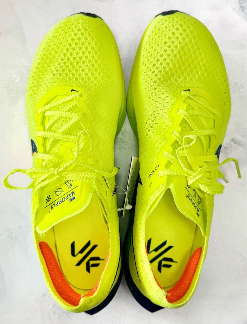 【新品未使用】ナイキ NIKE ヴェイパーフライ3 28.0cm ボルト
