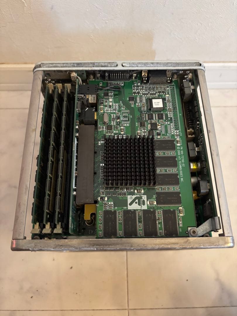 Apple Mac G4 Cube ジャンク