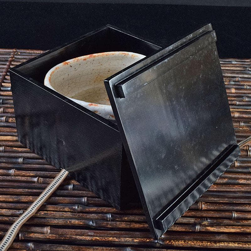 りん　茶道具　志野焼　人間国宝　荒川豊蔵作　沓茶碗　時代箱　V　R9380