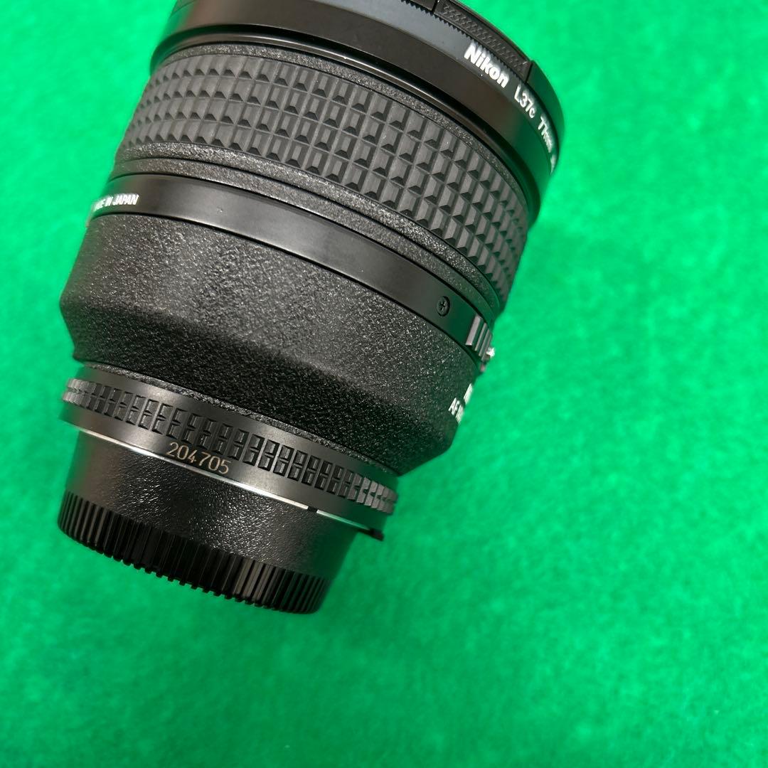 美品 Ai AF Nikkor 85mm F1.4D フードとフィルター付き