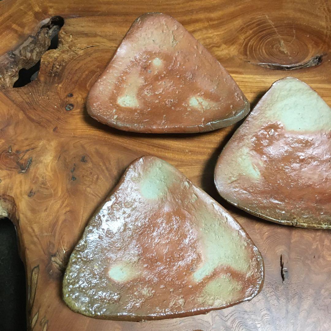 備前焼　緋襷　足つき三角タタキ皿　5客揃　たたき皿