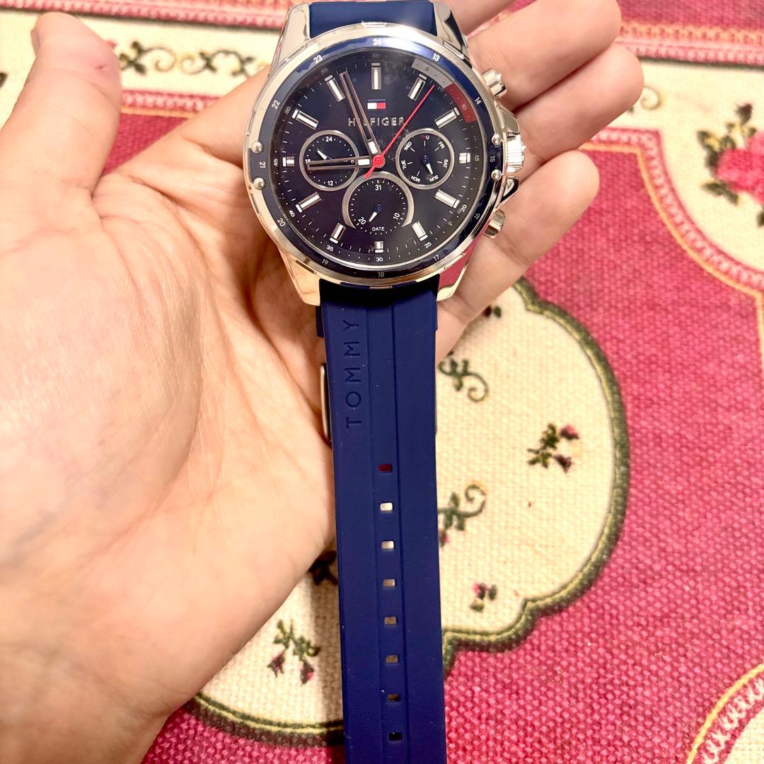 トミー・ヒルフィガー 腕時計 クロノグラフ ネイビー