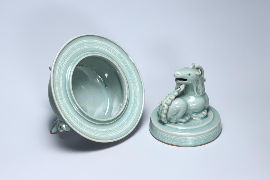 高麗青磁　柳海剛(根瀅) 造　龍型香炉　朝鮮古美術／骨董品【正一古美術】