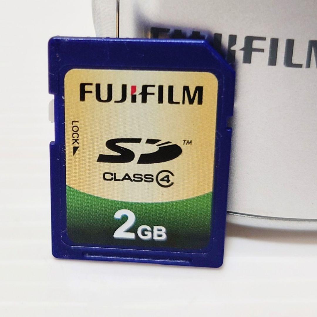 FUJIFILM Fine Pix AV200 デジカメ 美品 a4446