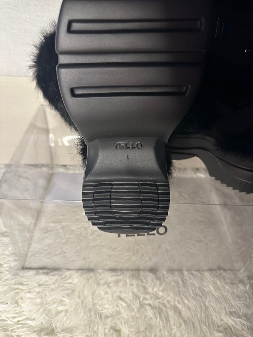 YELLOW ファーブーツ Lサイズ