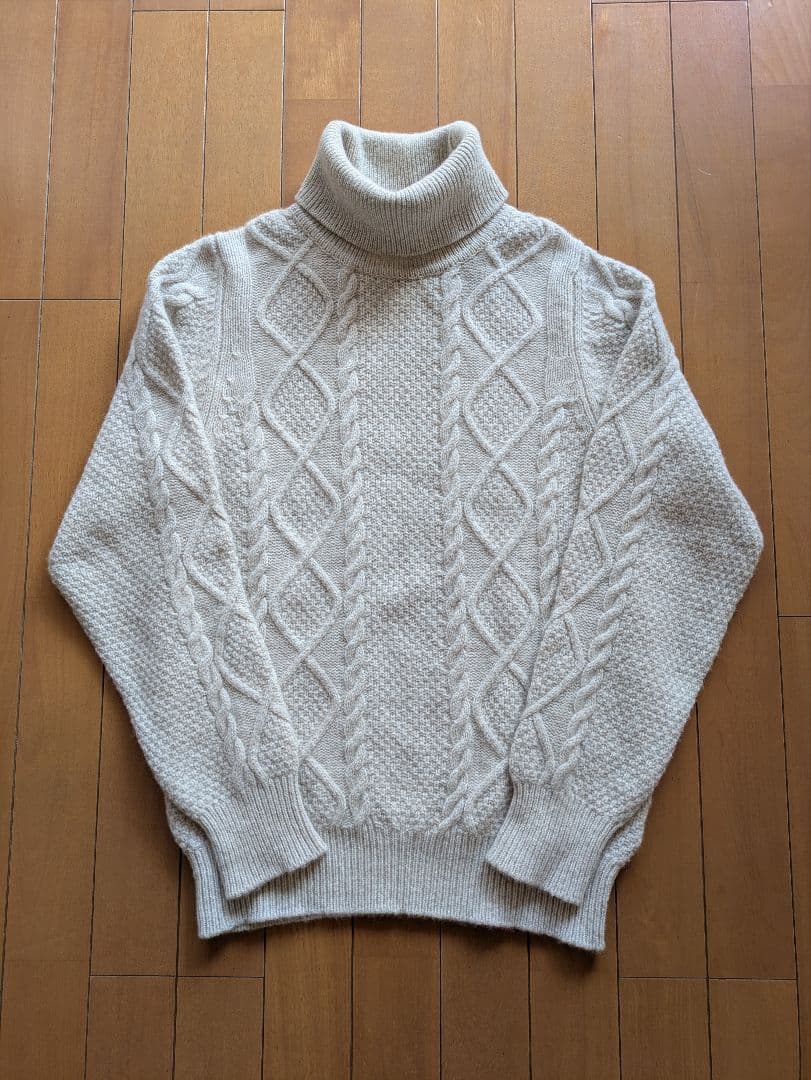 英国伝統 最上級素材 William Lockie タートルネック ニット