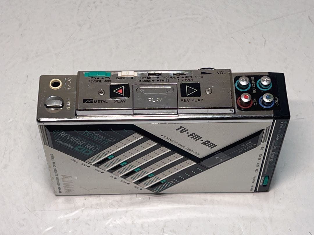 AIWA HS-J9 カセットボーイ TV/AM/FM ジャンク