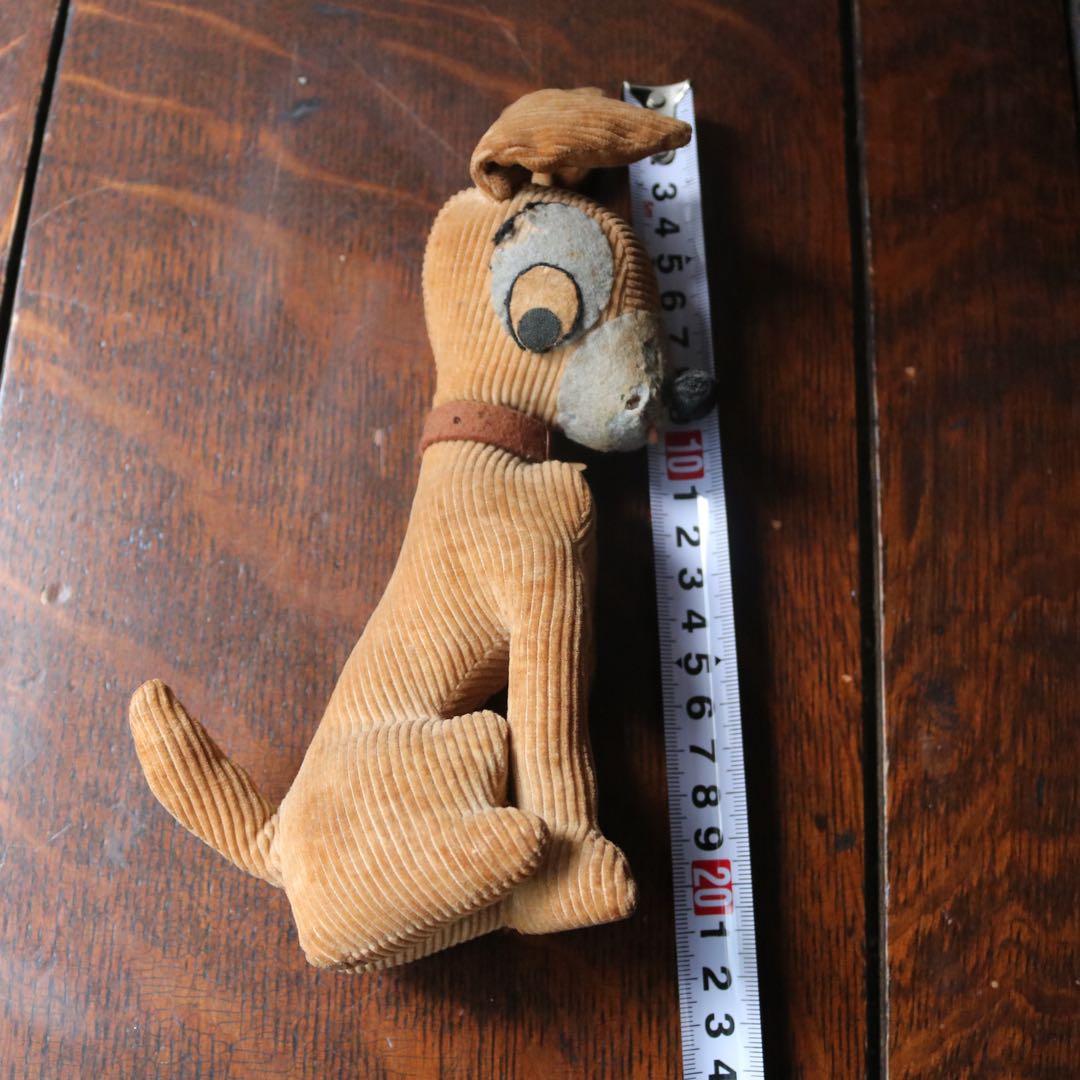 たち耳イヌのぬいぐるみ　おがくず人形 ブロカントヴィンテージアンティーク蚤の市