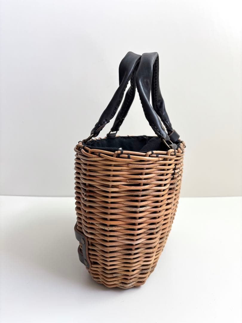 美品★eb.a.gos エバゴス　トートバスケットレザーハンドル　黒　カゴバッグ