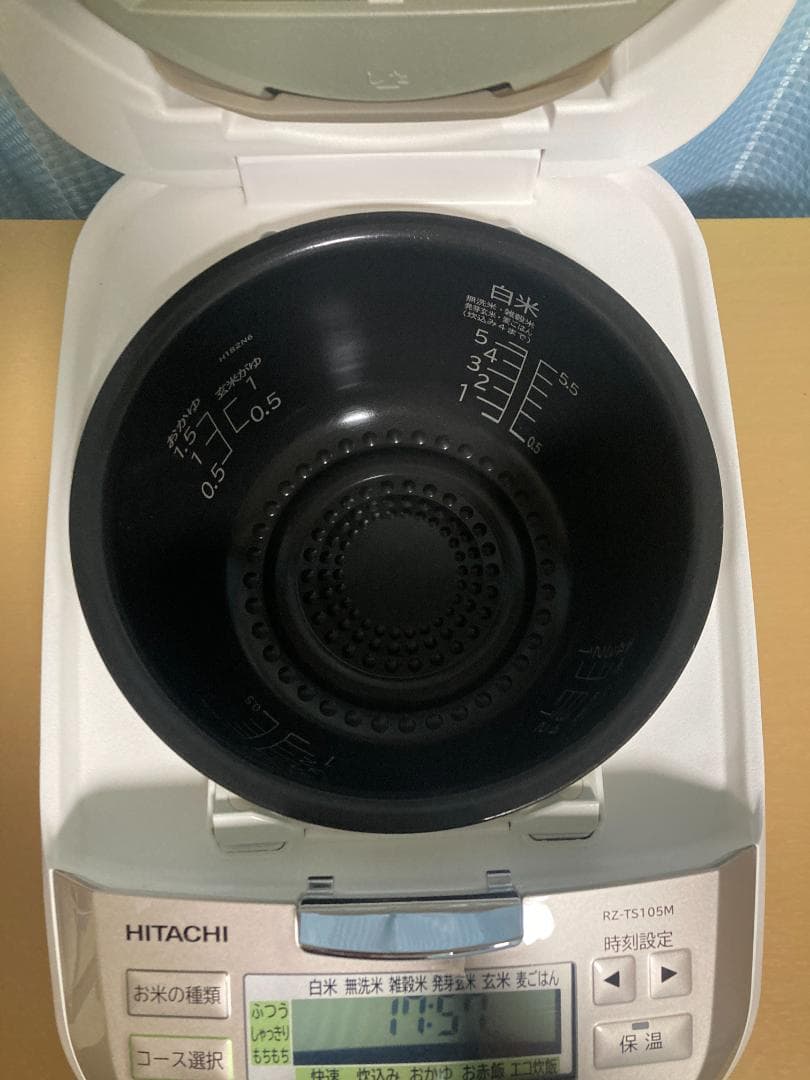 ★美品★22年製HITACHI RZ-TS105M　IHジャー炊飯器5.5合炊き