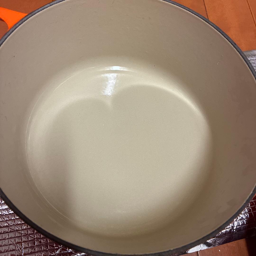 Le Creuset 鋳鉄製 両手鍋 22cm オレンジ