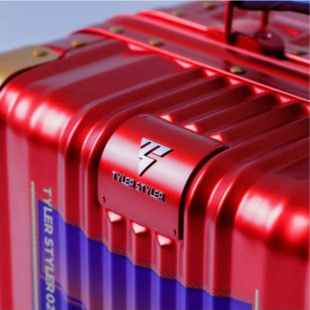 TylerStyler スーツケース　キャリー　機内持込　軽量　防水　限定品　赤