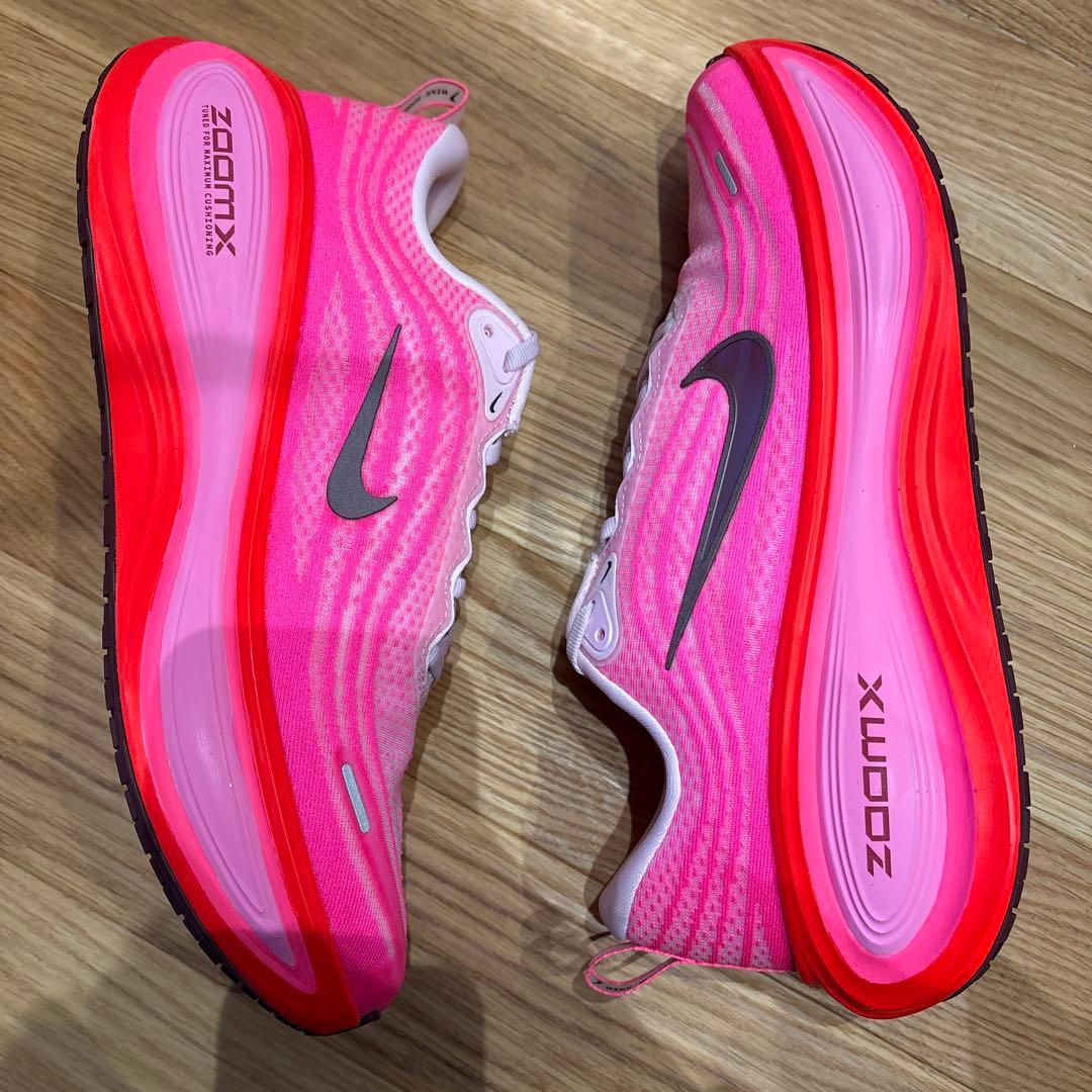 【ウィメンズ28.5cm(メンズ28cm)新品未使用】ナイキ ボメロプラス