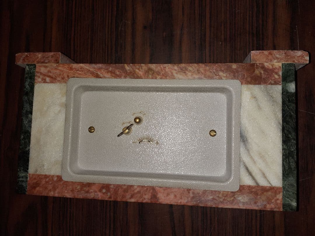 ゼンマイ式置時計