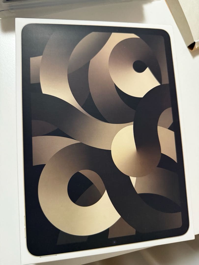 【応価格相談】【バ100%】iPad air 第5世代 (ケース、フィルム付)