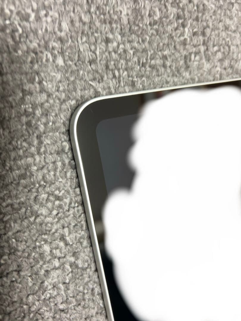 iPad (第10世代) シルバー 本体 箱付き 美品