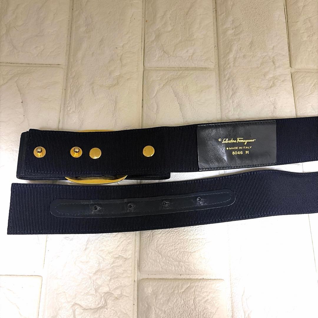 希少Salvatore Ferragamo フェラガモ　ヴァラ リボン ベルト