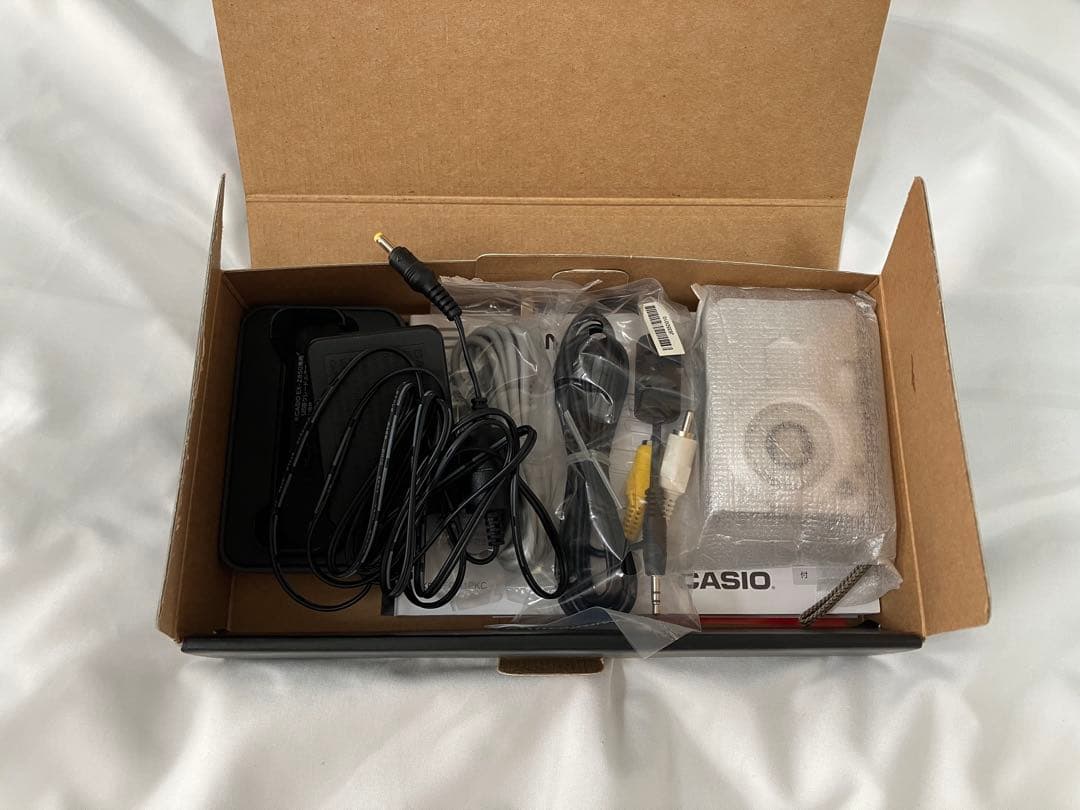 【値下げ】CASIO EXILIM EX-Z850 デジタルカメラ 2006年製