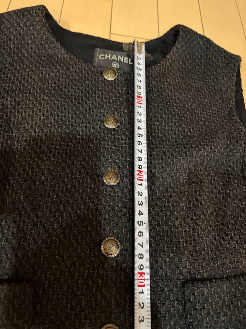 シャネルシャネル黒フリルワンピースサイズ42ツイード素材