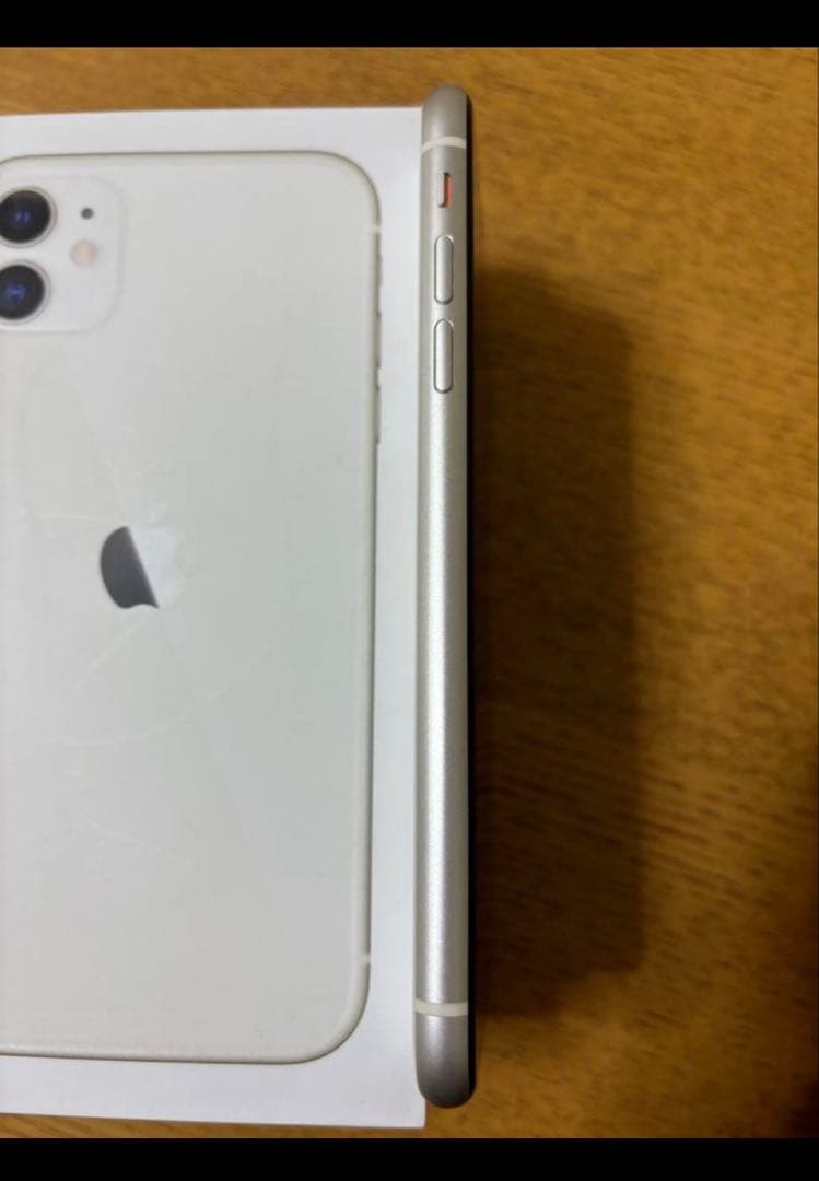 スマートフォン本体 iPhone11 64G