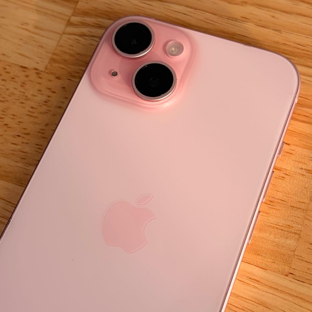 Apple iPhone 15 ピンク 256GB 本体 クリアケース付き