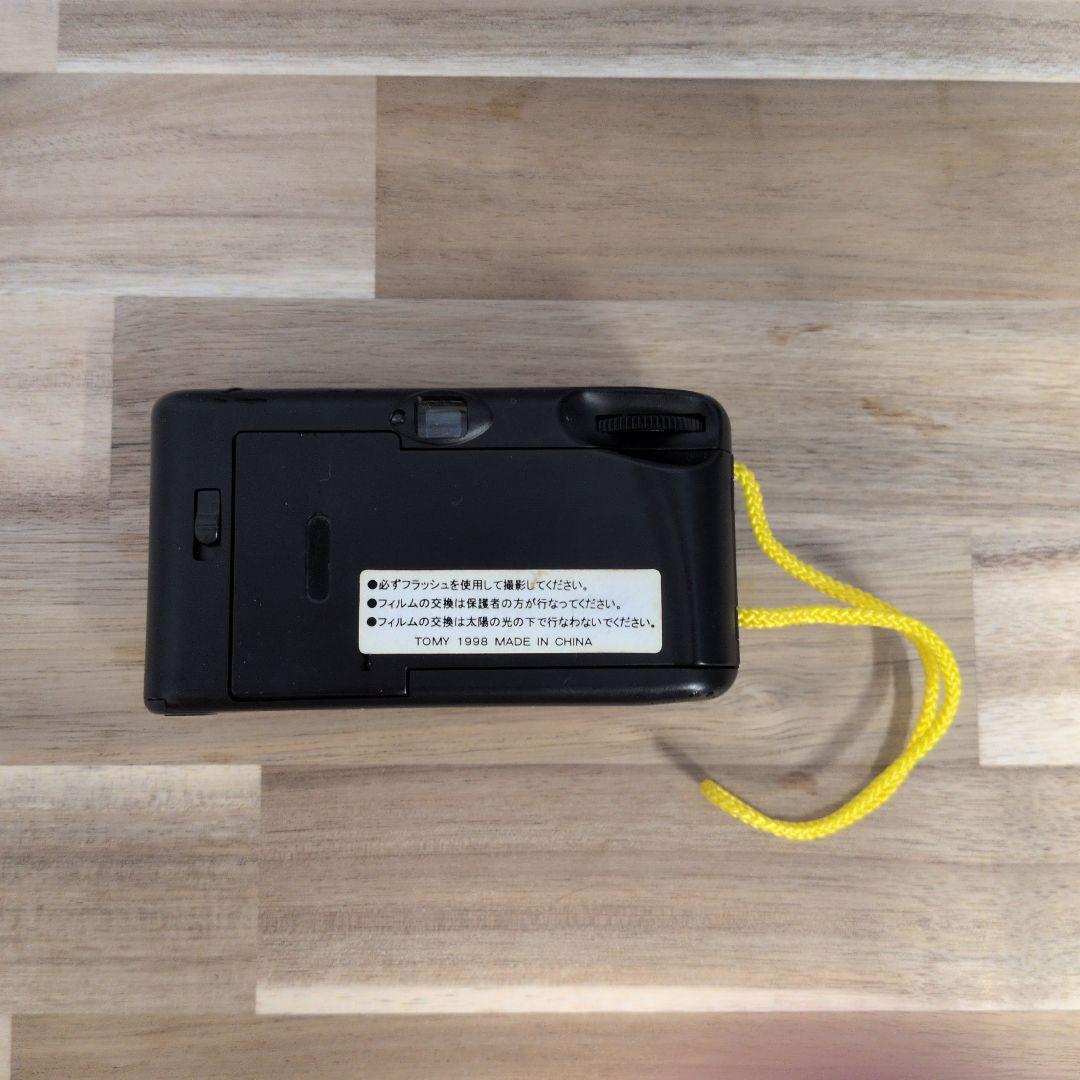 TOMY ポケモンカメラ トイカメラ　初期ポケモン　ピカチュウ