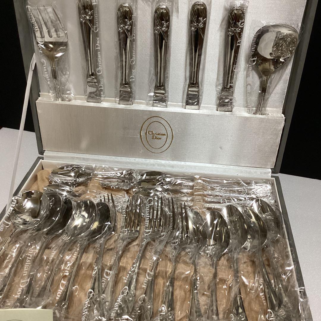 新品　ディオール　カトラリーセット　ディナーセット47本