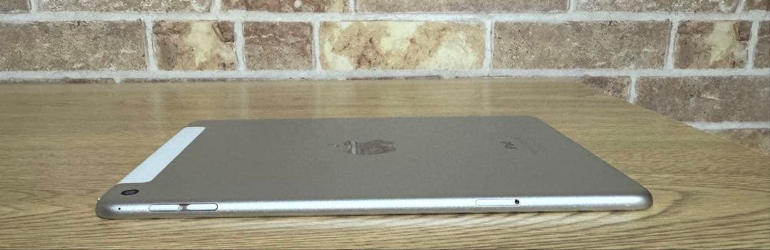 美品　完品iPad mini4 128GB Wi-Fi＋Cellular