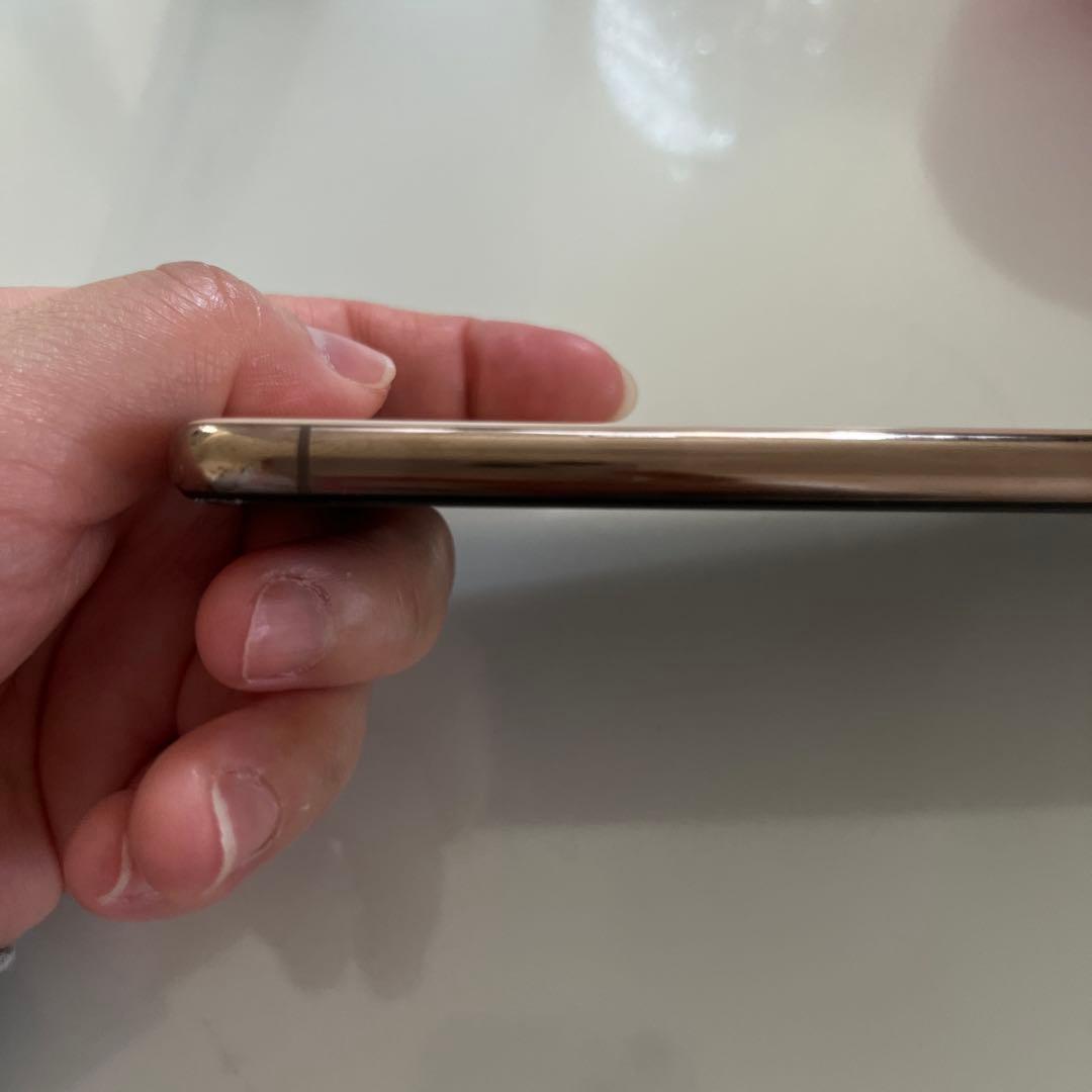 Apple iPhone Xs ゴールド 本体　64GB simフリー