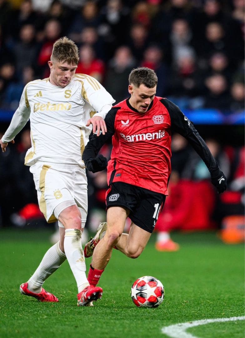 レヴァークーゼン 24-25 ユニフォーム ホーム 正規品 L ヴィルツ CL