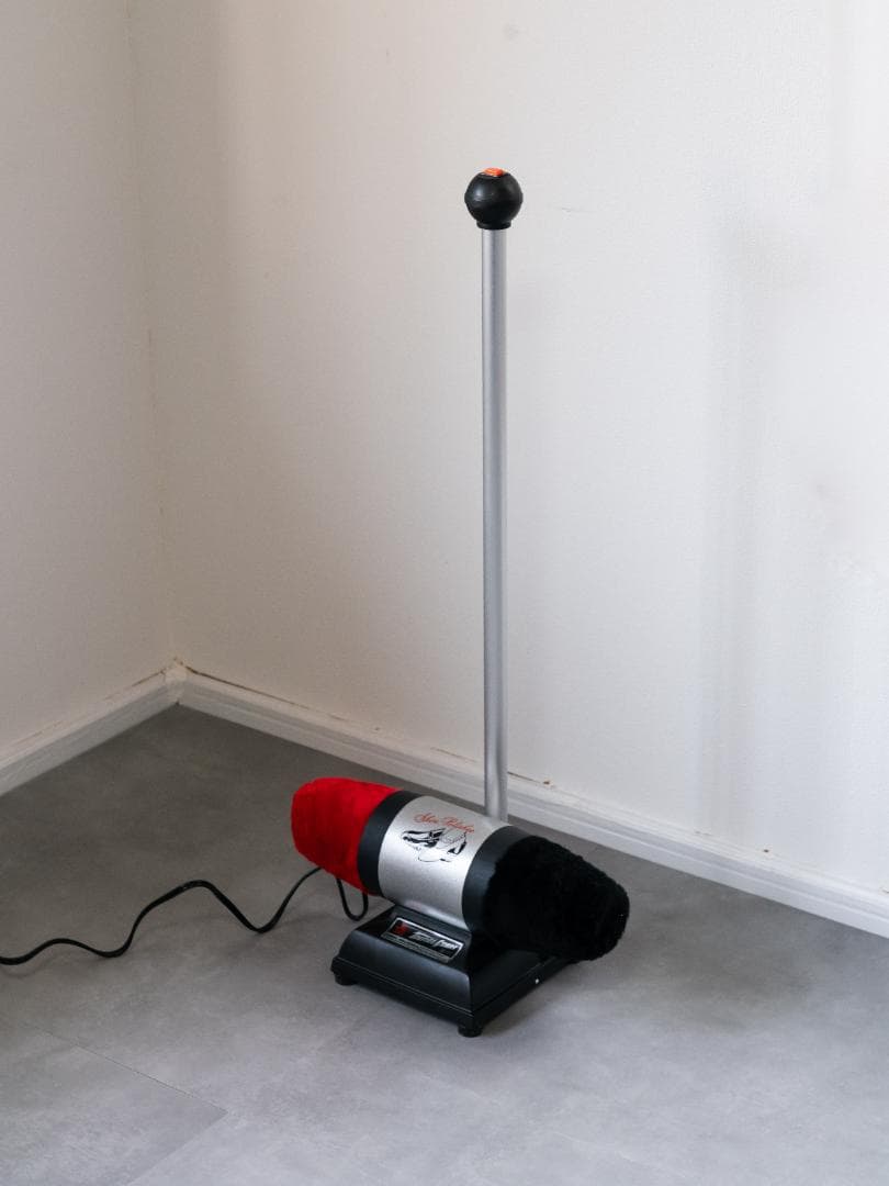\"Shoe Polisher\" ポストモダン ポリッシャー 自動靴磨き　レトロ