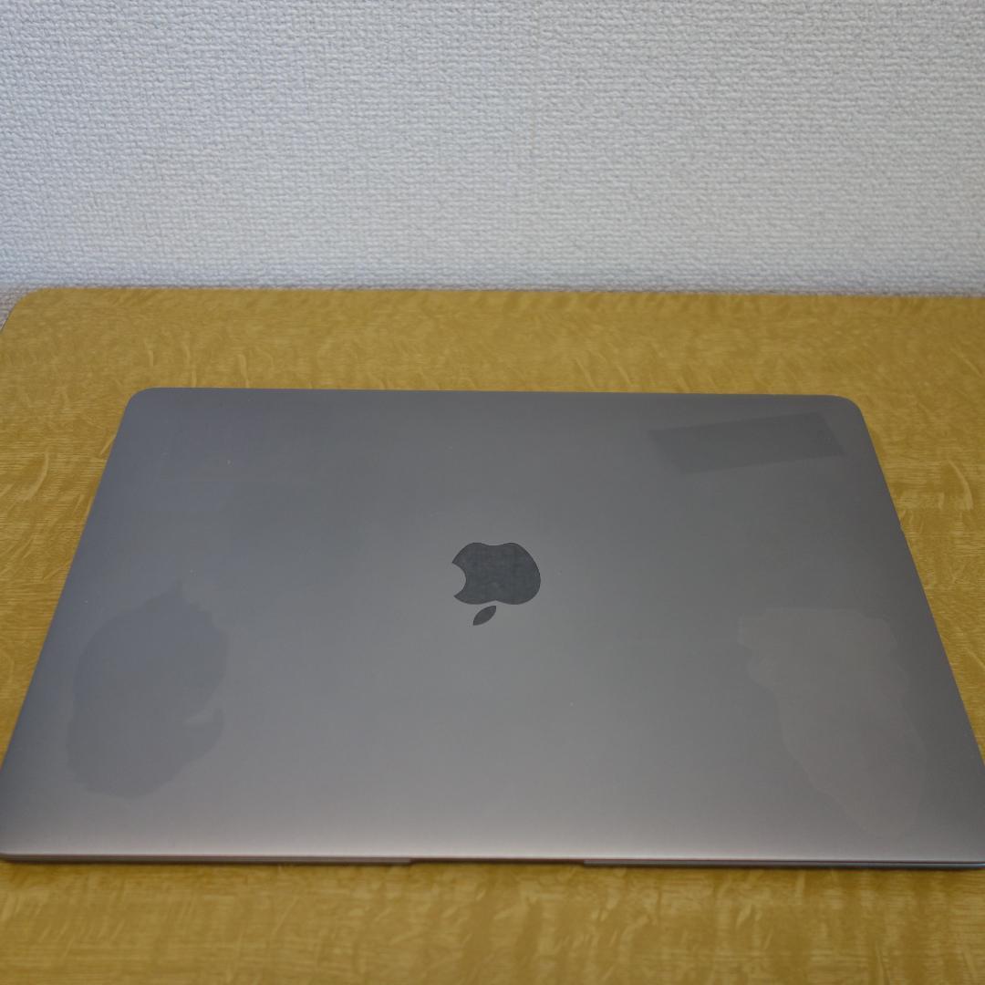 308）MacBook Air 2019　13インチ　/256GB/8GB/i5