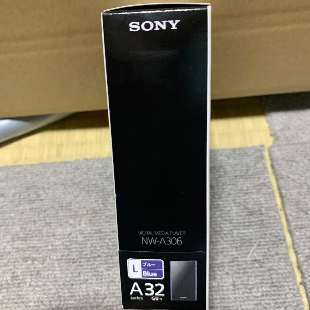 SONY Disney　ウォークマン 創立100周年記念モデル