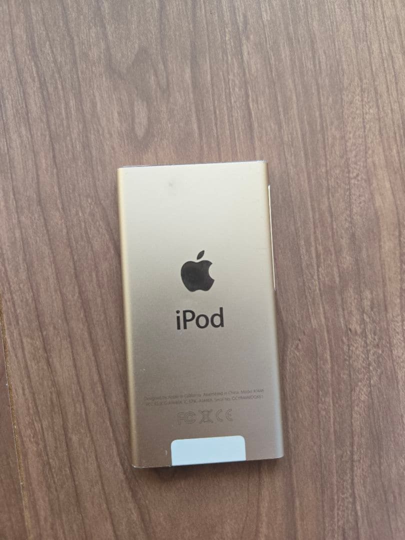 iPod nano 第7世代 16GB ゴールド（A1446）箱あり