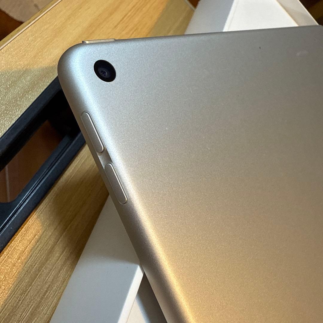 よ*1様 iPad Air 第3世代 Wi-Fi 64GB MUUK2J/A シ