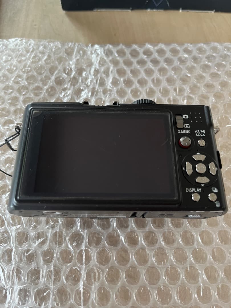 Panasonic LUMIX LX3 コンパクトデジタルカメラ