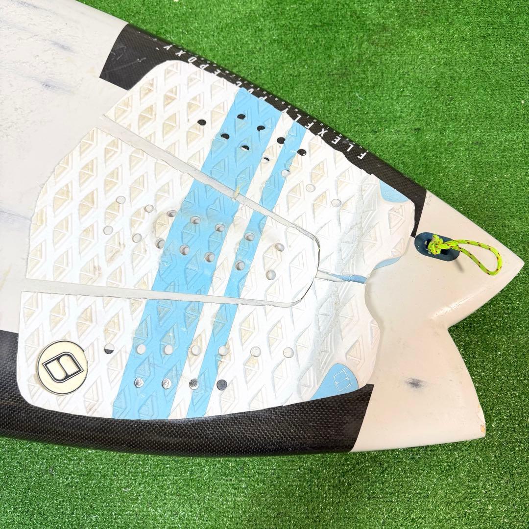 ジャスティス　Tajima 92 DIVA 5’11 EPOXY FCS2