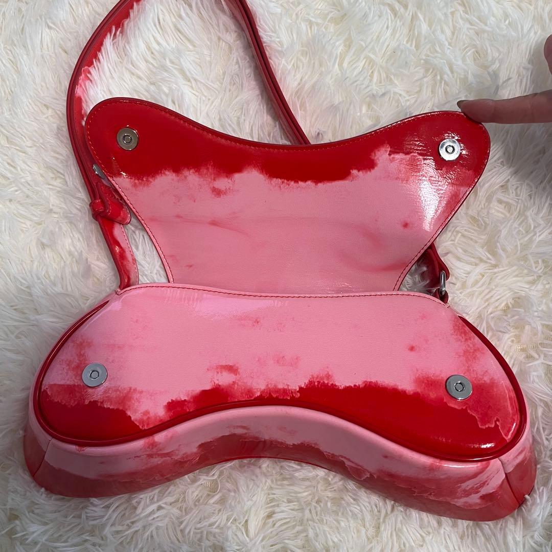 dieselディーゼルIVE(アイヴ)レイ着用ピンク赤レッドワンショルダーバッグ