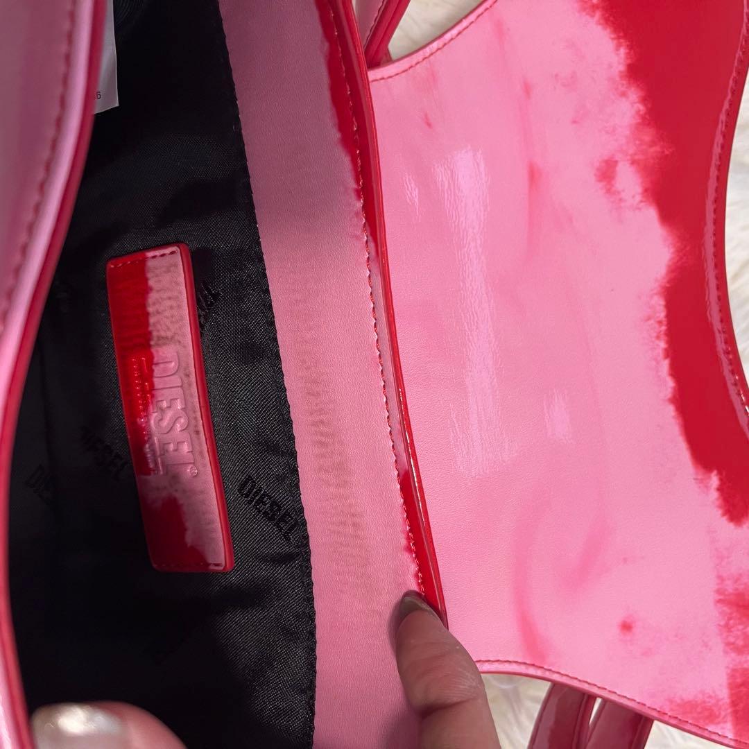 dieselディーゼルIVE(アイヴ)レイ着用ピンク赤レッドワンショルダーバッグ