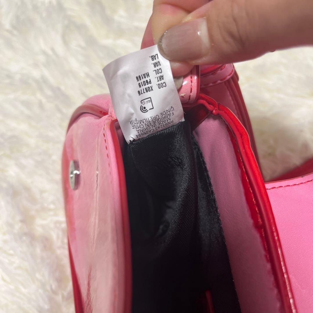 dieselディーゼルIVE(アイヴ)レイ着用ピンク赤レッドワンショルダーバッグ