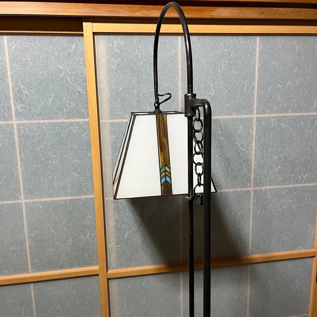 アンティーク　ステンドグラスライト　スタンドライト