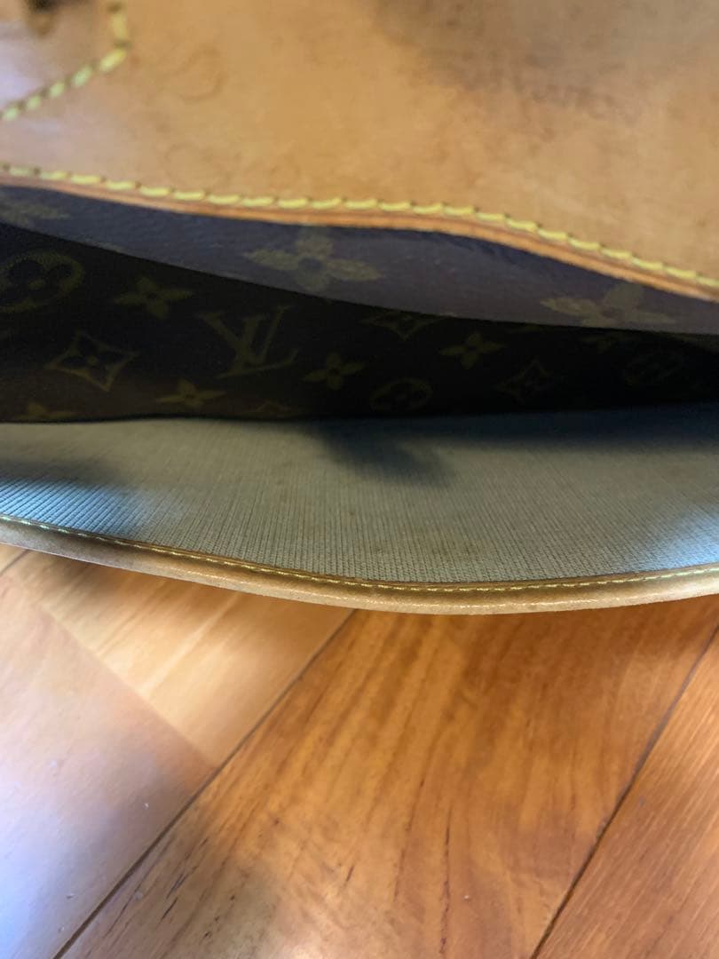中古　ルイヴィトン モノグラム ドーヴィル　louis vuitton 正規品
