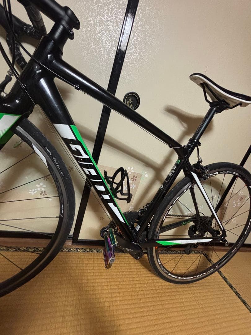 GIANT CONTEND ロードバイク ブラック/グリーン