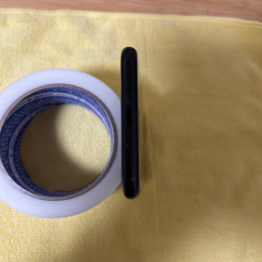 に*い様 iPhone SE (第2世代) 本体 バッテリー最大容量93%