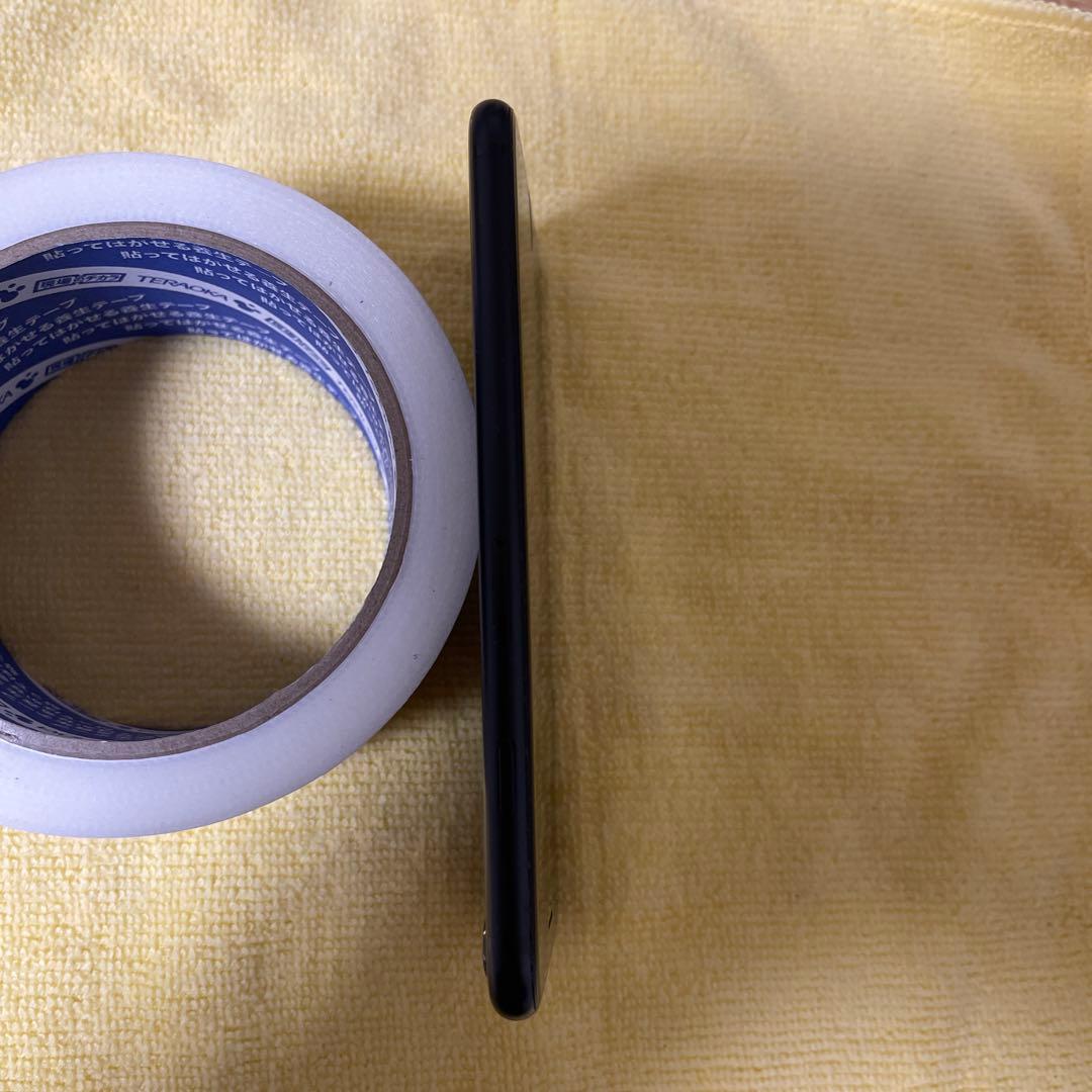 に*い様 iPhone SE (第2世代) 本体 バッテリー最大容量93%