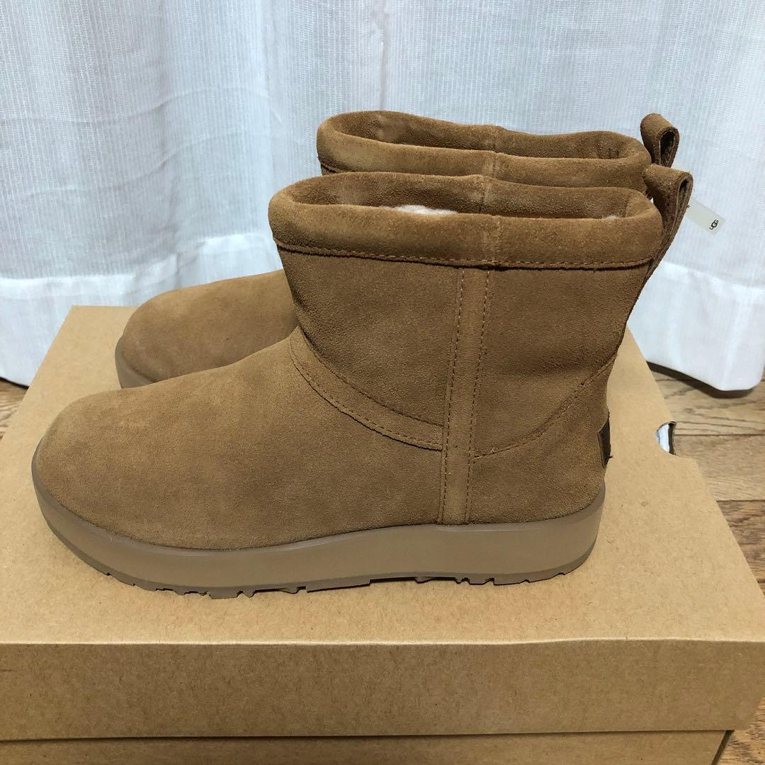 新品　UGG アグ　クラシックミニ　ウォータープルーフ　２４センチ